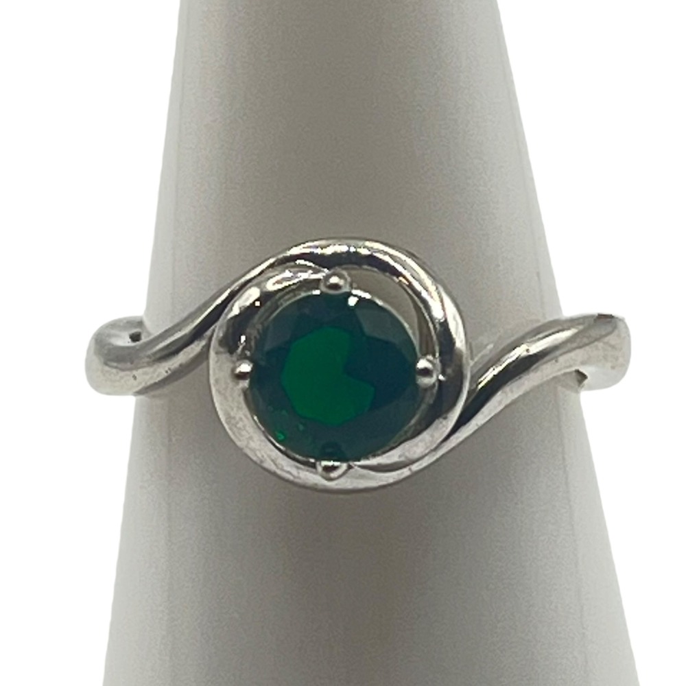 Silver Tone Ring‎ Sz 6.75 Round Cut Green Stone Prong Set Fashion Jewelry Womens